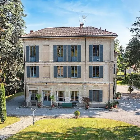 Lucini 1886 Garden Near And Milan *