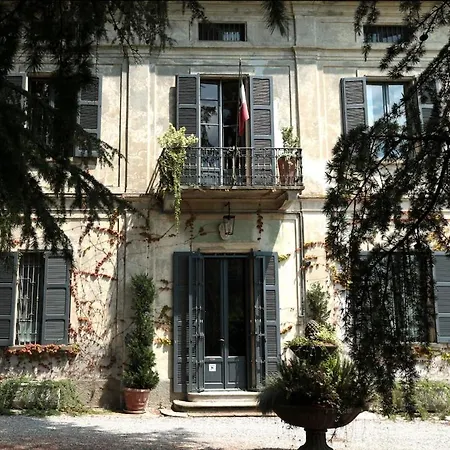 Lucini 1886 Garden Near And Milan *